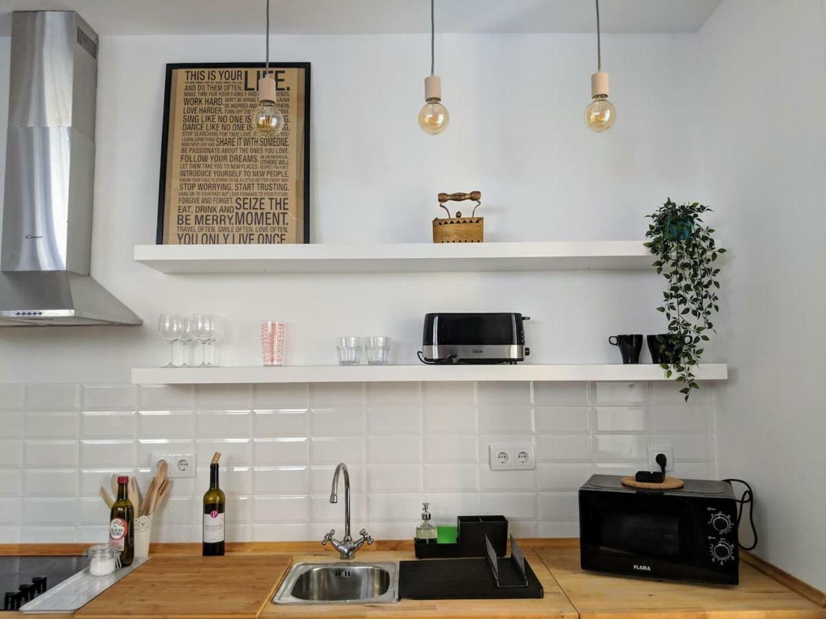 Charming One Bedroom Flat リスボン エクステリア 写真