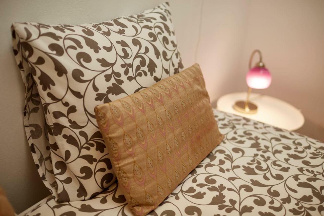 Charming One Bedroom Flat リスボン エクステリア 写真